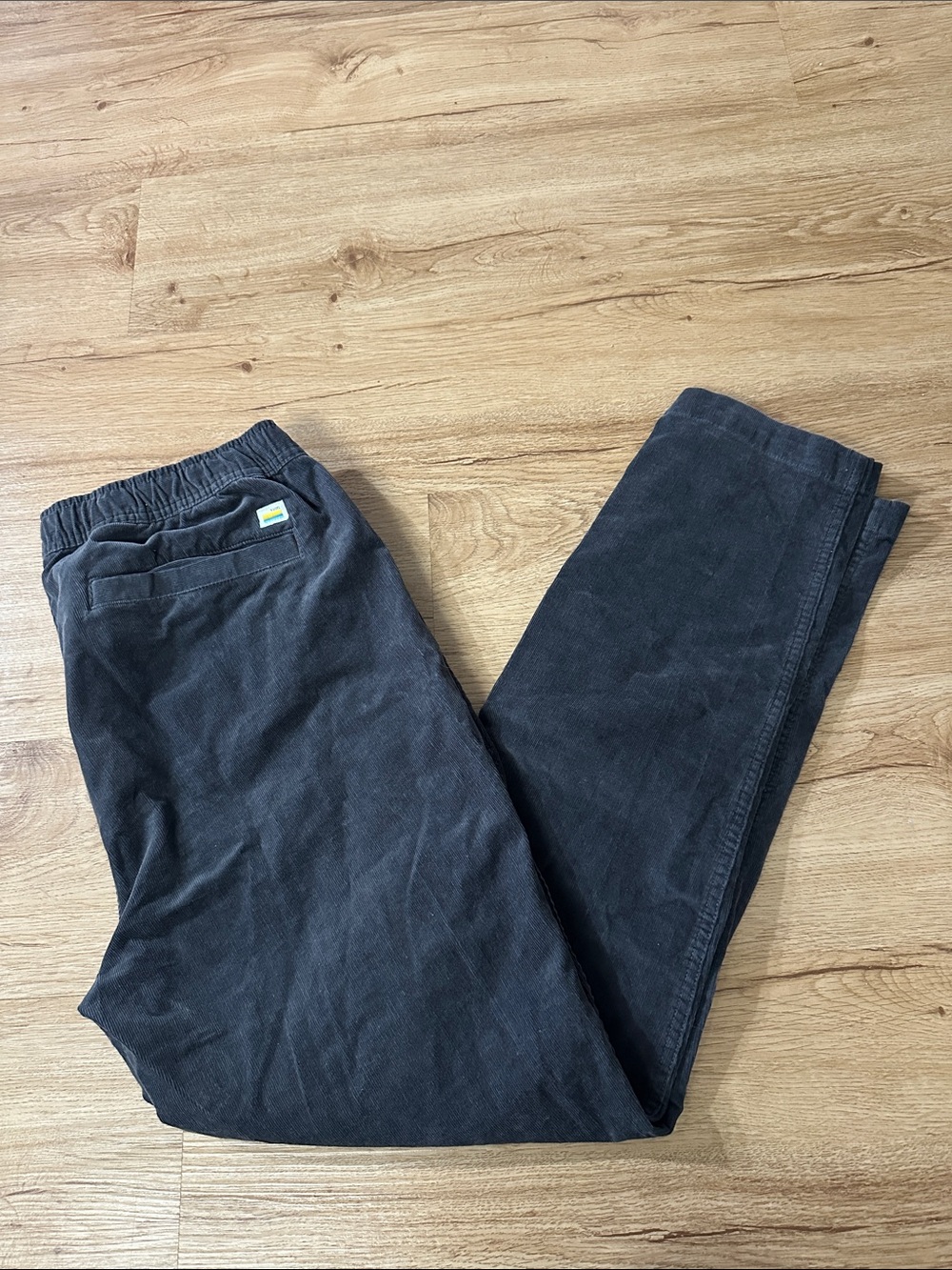 Vuori pants size large